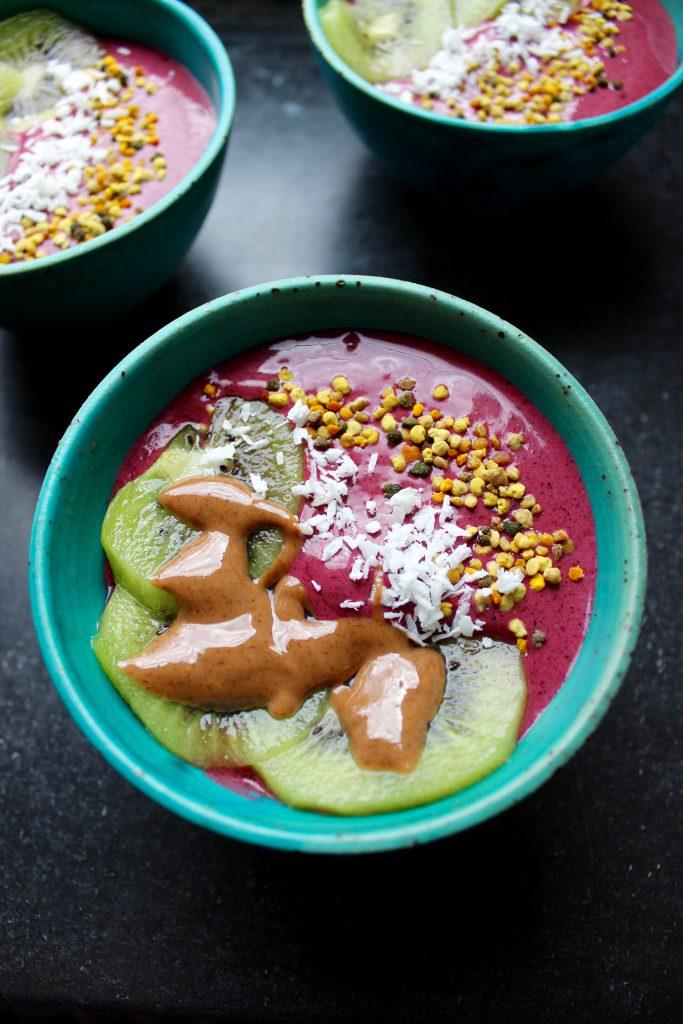 Rezeptbild: Aronia-Smoothie-Bowl