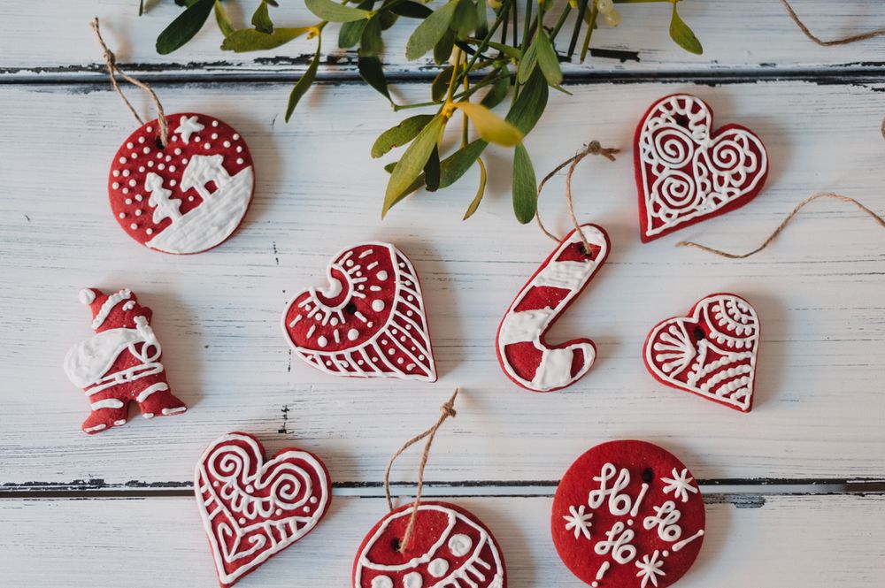 Rezeptbild: RED VELVET CHRISTMAS COOKIES – ROTE SAMT KEKSE
