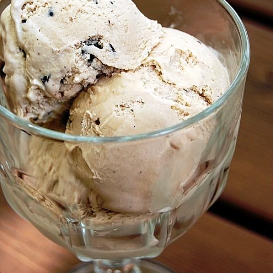 Rezeptbild: Nicht ganz blütenreines Stracciatella-Eis