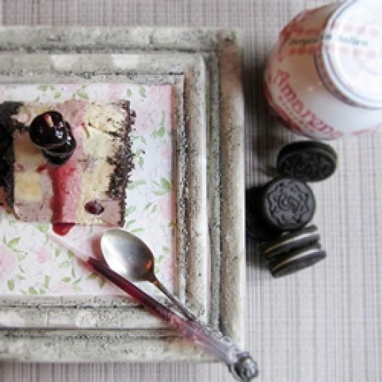 Rezeptbild: Frozen Banana Split Amarena Torte mit Cookie Parmesan