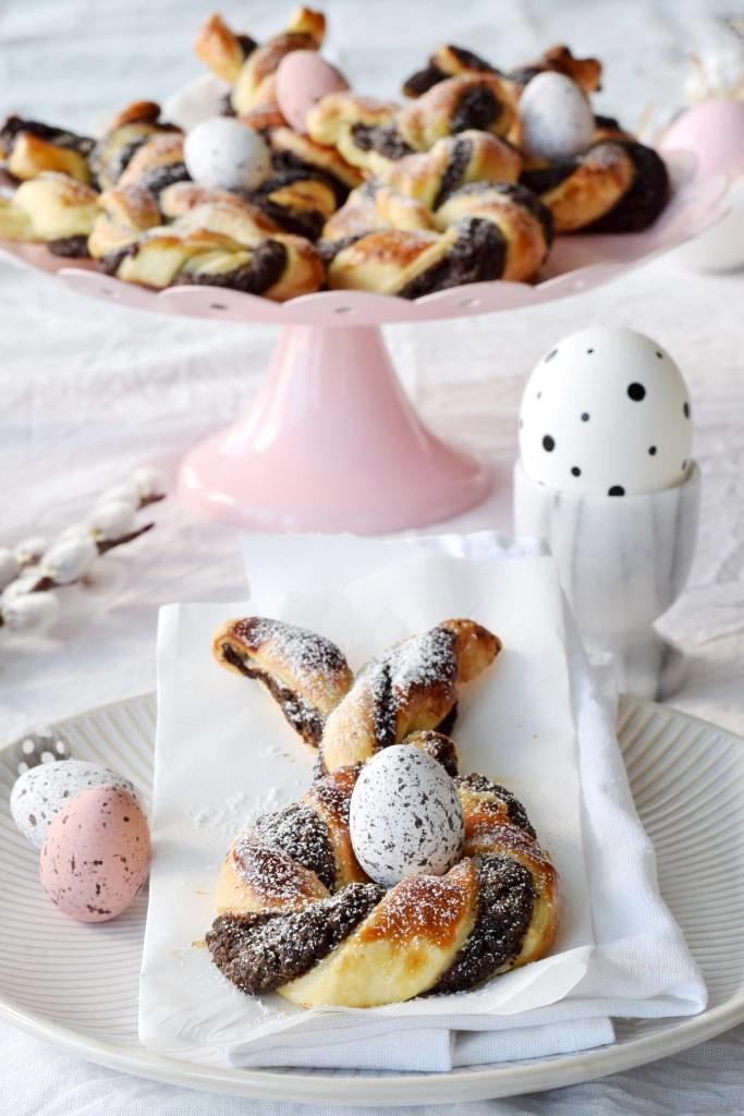 Rezeptbild: Blätterteig-Hasen mit Mohn-Orangen-Füllung