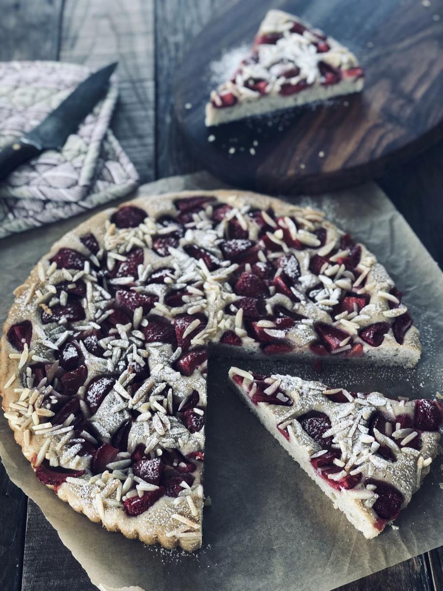 Rezeptbild: UNKOMPLIZIERTE ERDBEERTARTE