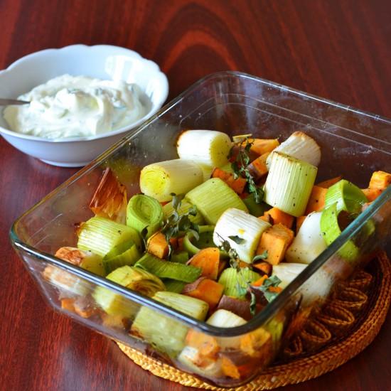 Rezeptbild: Gebackener Lauch mit Leinöl-Quark