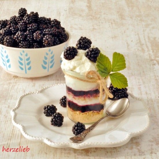 Rezeptbild: Brombeer-Trifle
