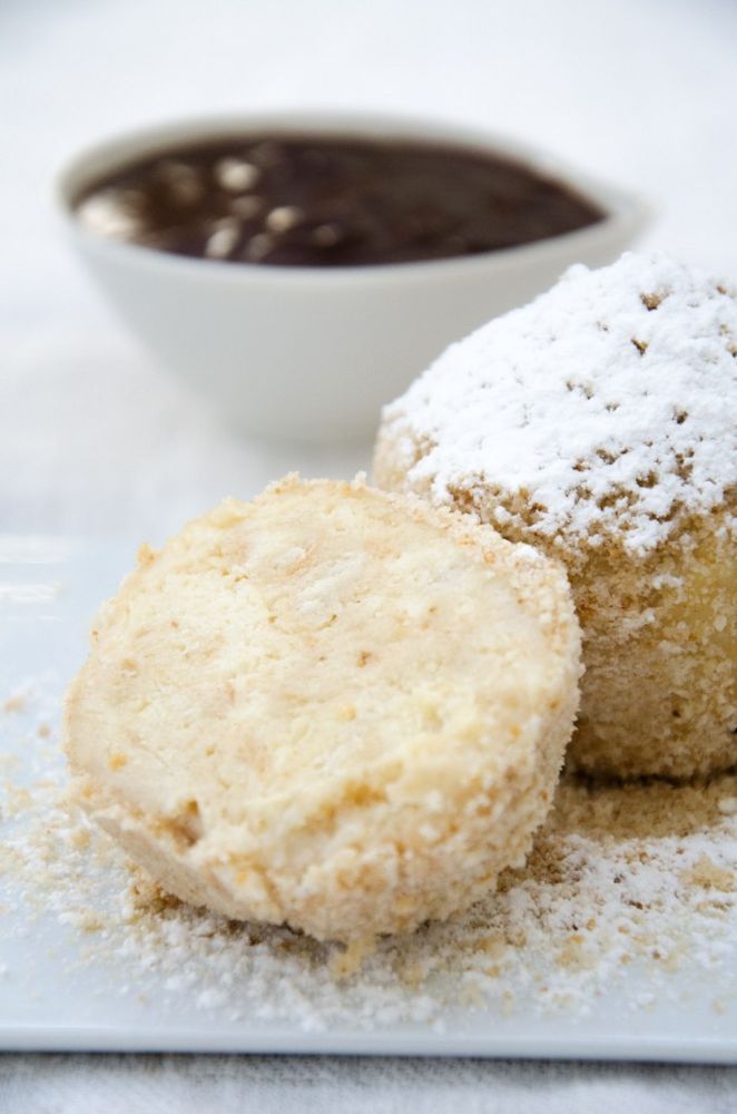 Rezeptbild: Topfenknödel mit Powidl-Sauce oder Marillen-Thymian-Mus