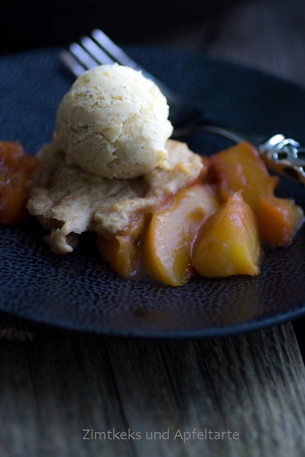 Rezeptbild: Peach Cobbler in der Pfanne