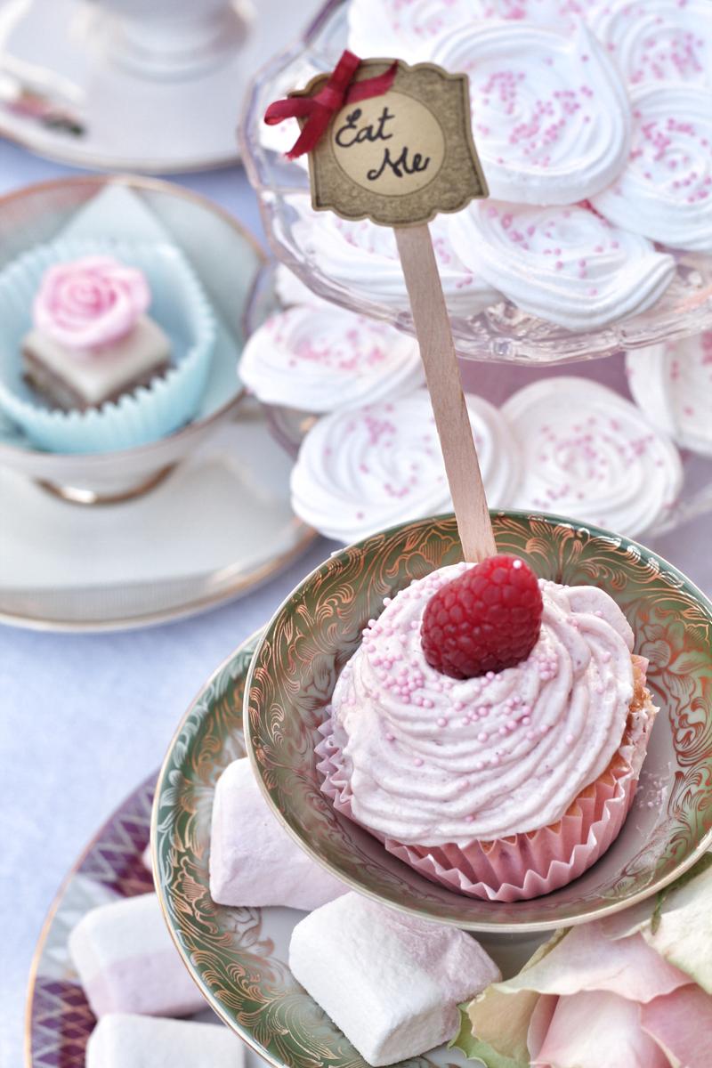Rezeptbild: Himbeer-Prosecco-Cupcakes