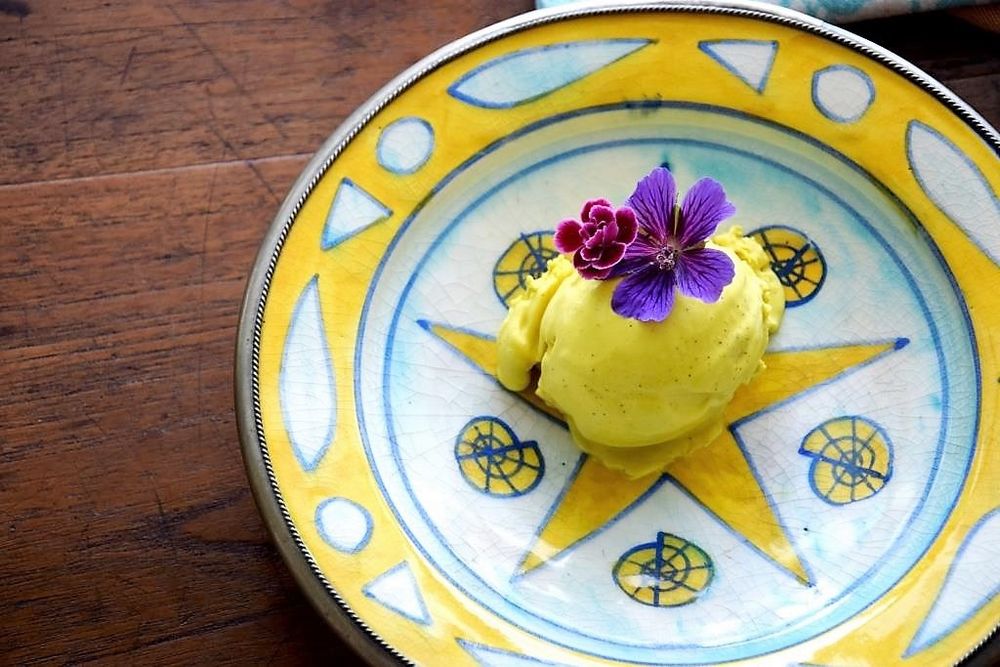 Rezeptbild: Golden Eis - Kurkuma-Latte-Eiscreme (vegan)