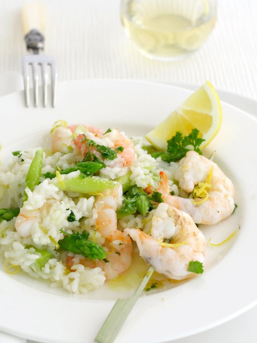 Rezeptbild: Risotto mit Grünem Spargel, Garnelen und Petersilien Pesto