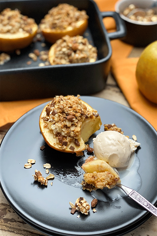 Rezeptbild: Bratäpfel mit Müslicrumble