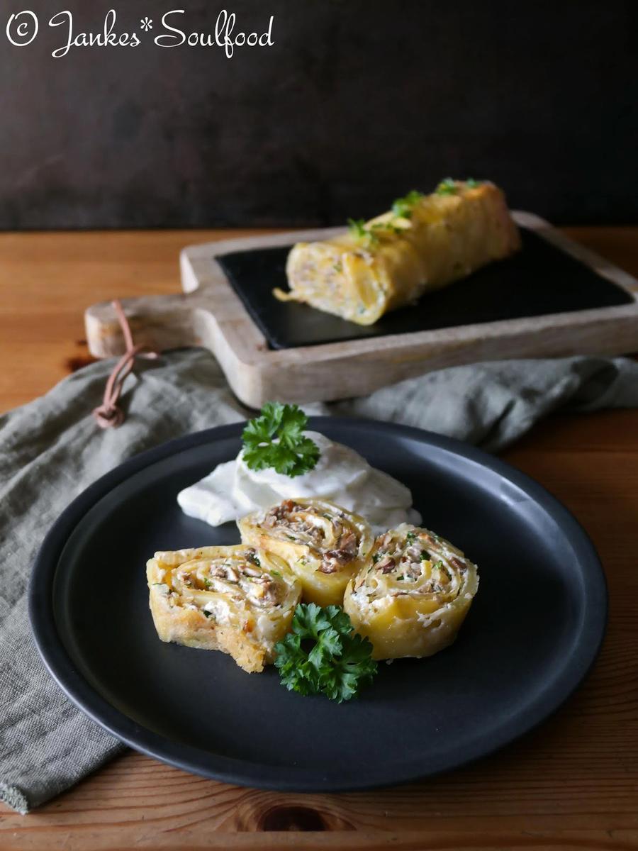 Rezeptbild: Kartoffel-Rolle mit Steinpilzen