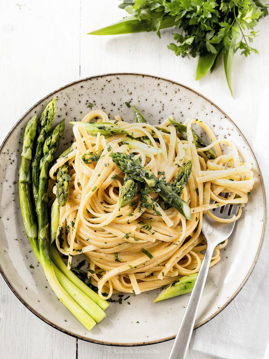 Rezeptbild: Cremige Pasta mit grünem Spargel