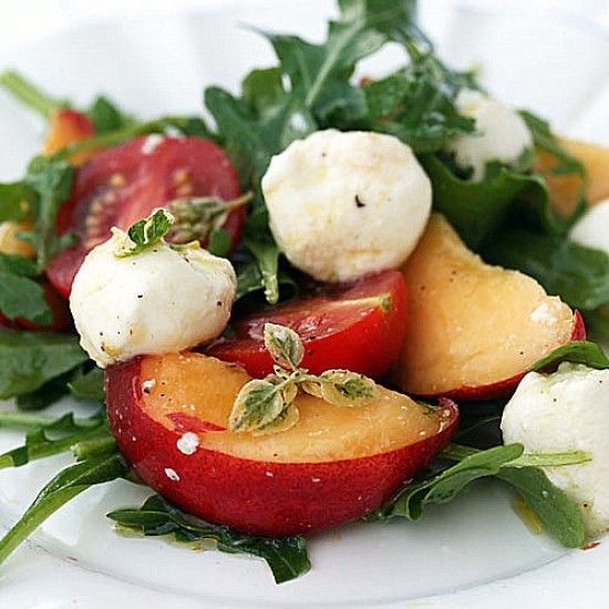 Rezeptbild: Rucolasalat mit Pfirsichen