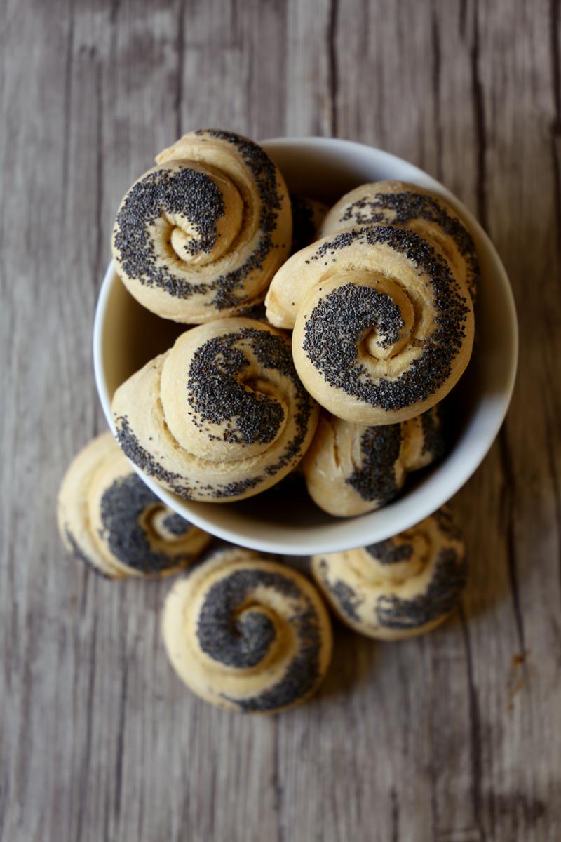 Rezeptbild: Mohnkringel (Sonntagsbrötchen)