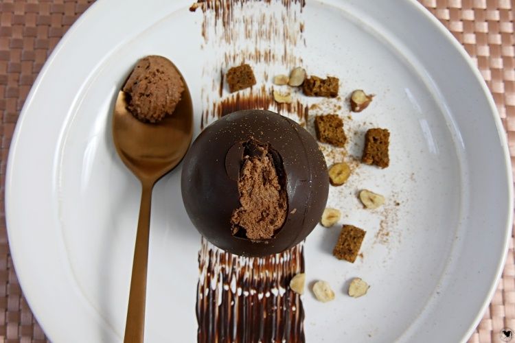 Rezeptbild: Schokoball mit Baileys Toblerone Mousse