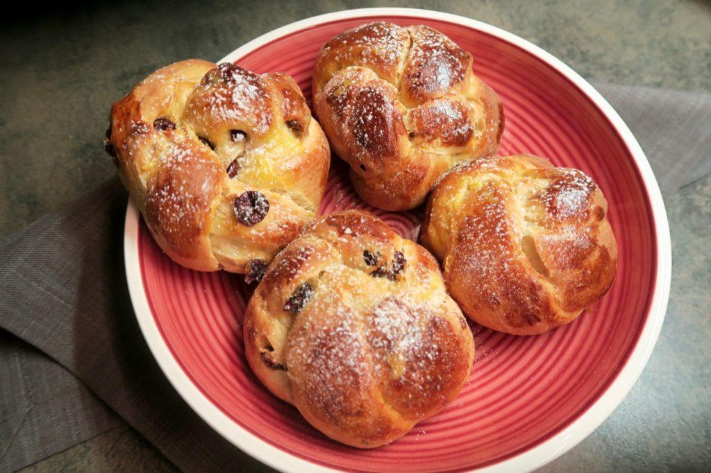 Rezeptbild: Briocheknopf mit Cranberries