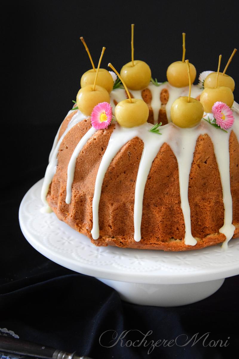 Rezeptbild: Apfelmus Gugelhupf