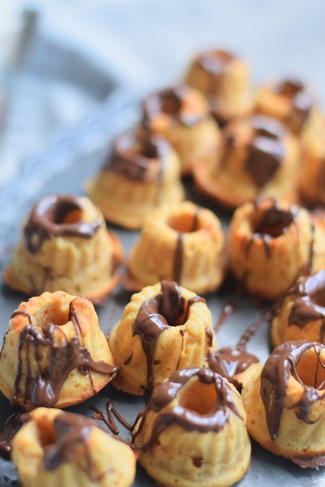 Rezeptbild: Erdnussbutter Mini Gugl