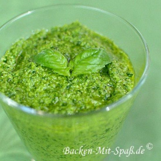 Rezeptbild: Pesto
