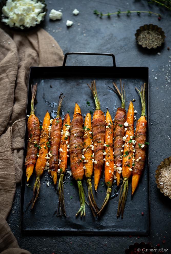 Rezeptbild: Gebackene Möhren mit Feta und Speck