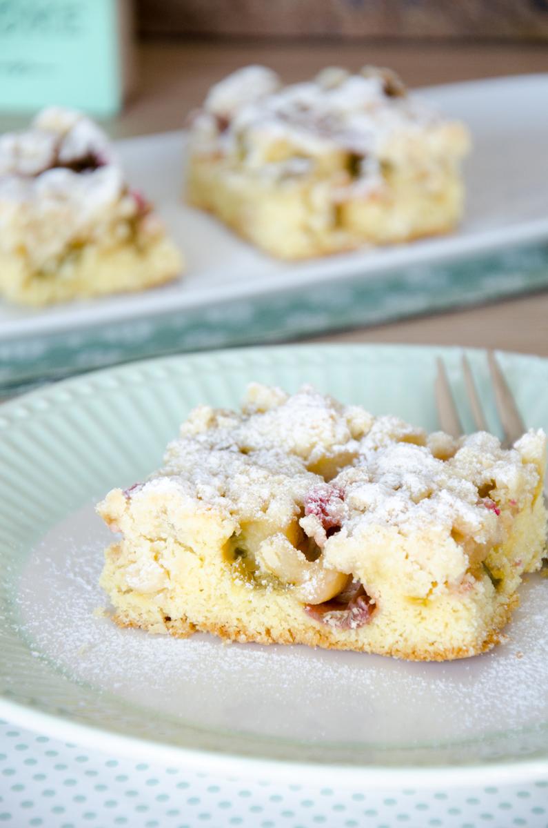 Rezeptbild: Rhabarberkuchen mit Streuseln