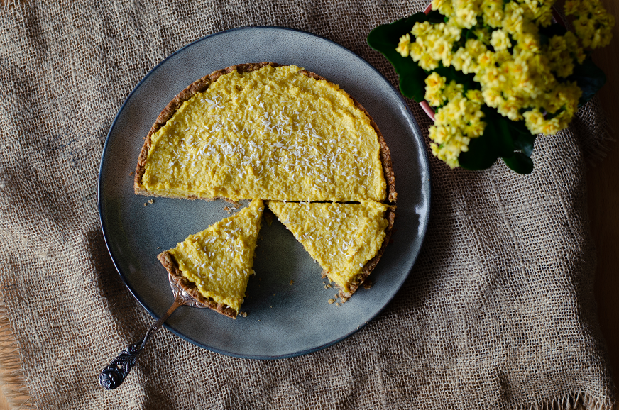 Rezeptbild: Veganer Kuchen mit Mango-Hirse-Creme