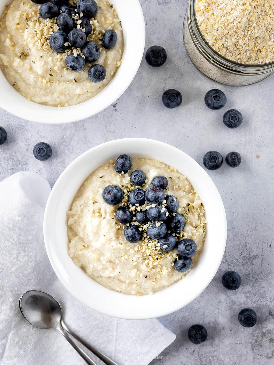 Rezeptbild: Hirse-Kokos-Porridge mit Beeren