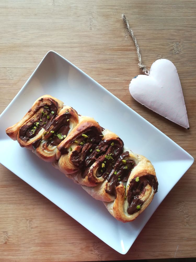 Rezeptbild: Nuss-Nougat-Schokoladen (Oster)Brot