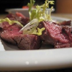 Rezeptbild: Rosa gebratenes Entrecôte