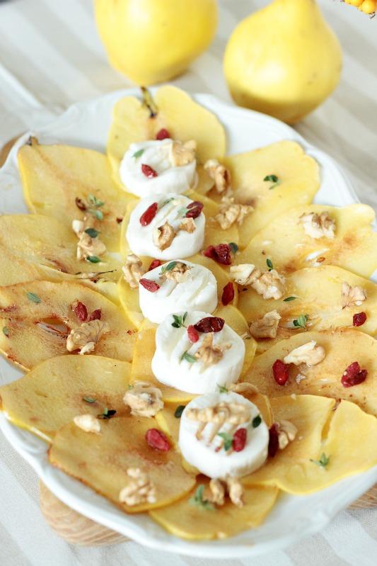 Rezeptbild: Quitten mit warmem Ziegenkäse