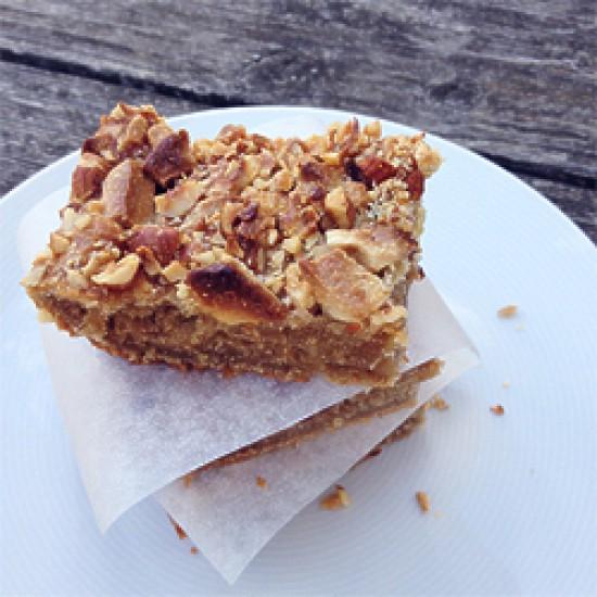 Rezeptbild: Haselnussige Bananen-Blondies