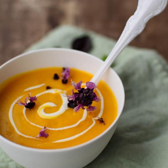 Rezeptbild: Möhrensuppe mit Kokosmilch