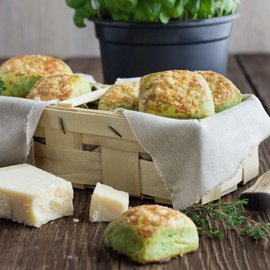 Rezeptbild: Basilikum-Thymian-Scones