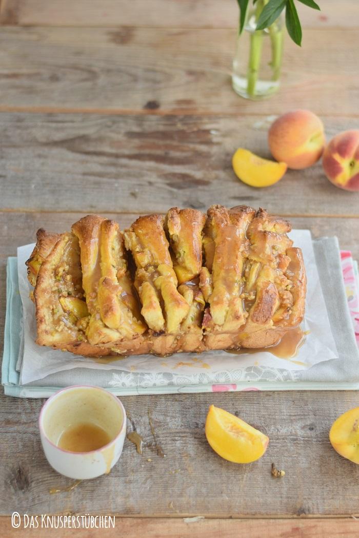 Rezeptbild: Knusperbrot: Pfirsich Pull Apart Bread