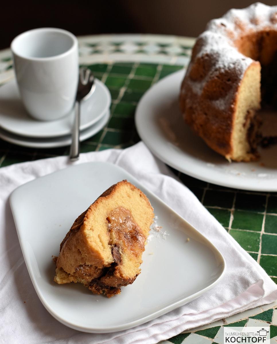Rezeptbild: Gugelhupf mit Dulce de Leche & Schokoladen-Haselnuss-Füllung