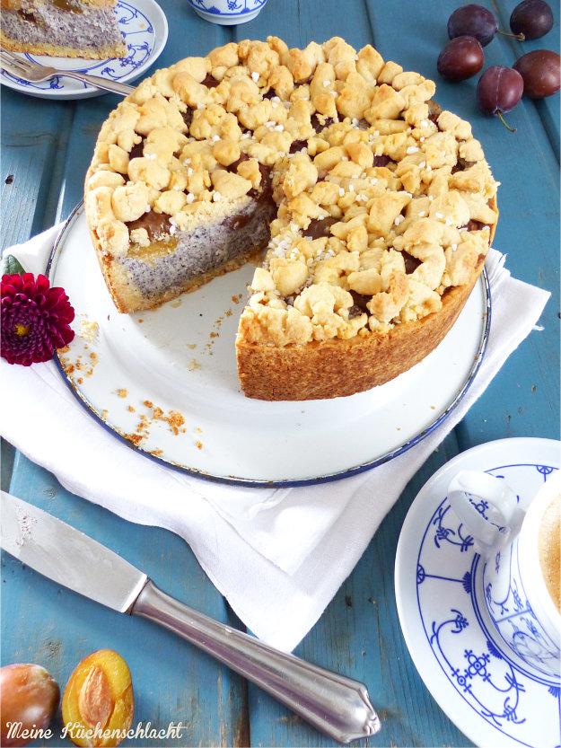 Rezeptbild: Ricotta-Mohn Kuchen mit Zwetschgen und Zimtstreuseln