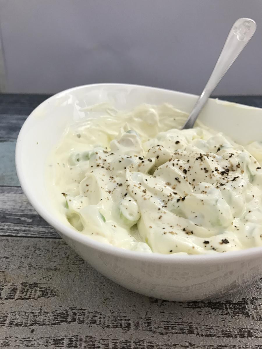 Rezeptbild: Frühlingszwiebel-Frischkäse-Dip 