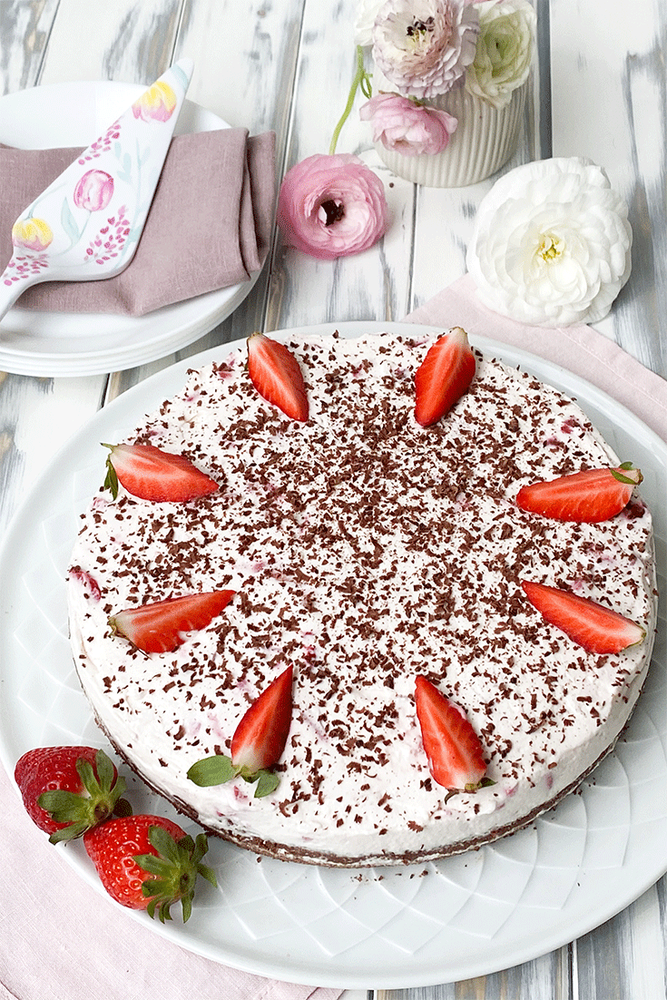 Rezeptbild: Easy Erdbeer-Schoko-Torte