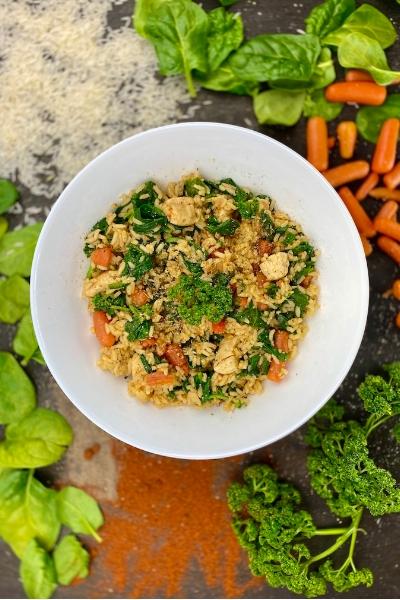 Rezeptbild: Reispfanne mit Hähnchen und Spinat