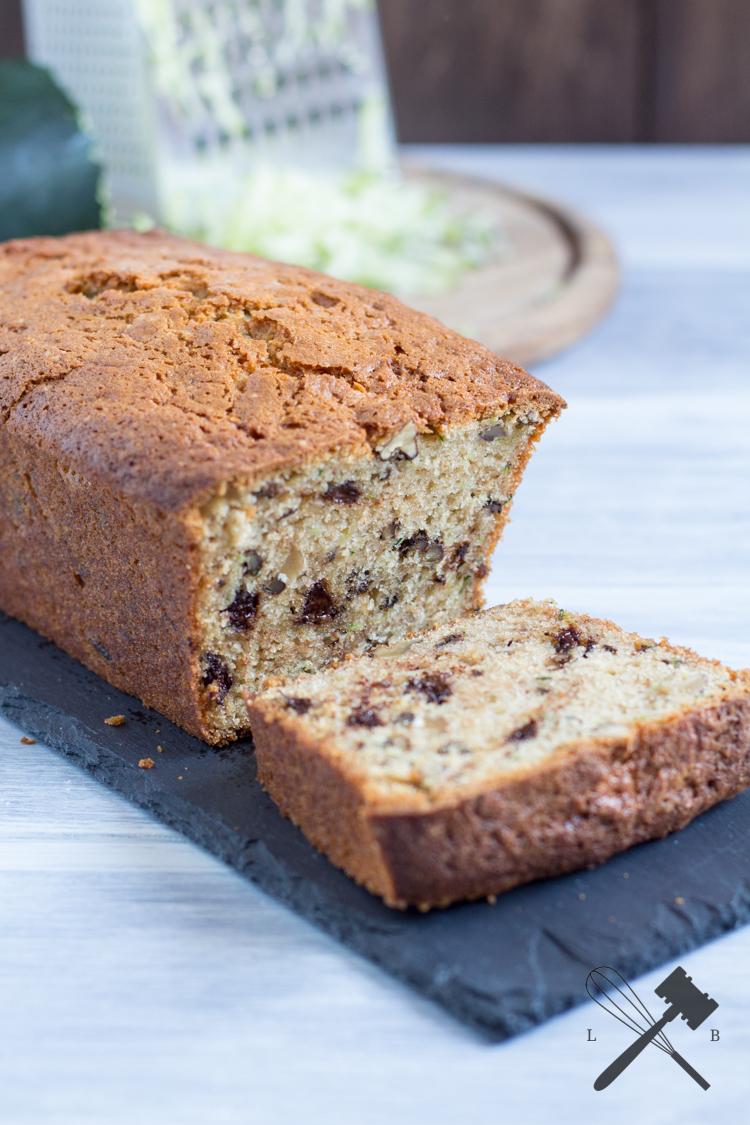 Rezeptbild: Zucchini Bread mit Schokolade und Nüssen