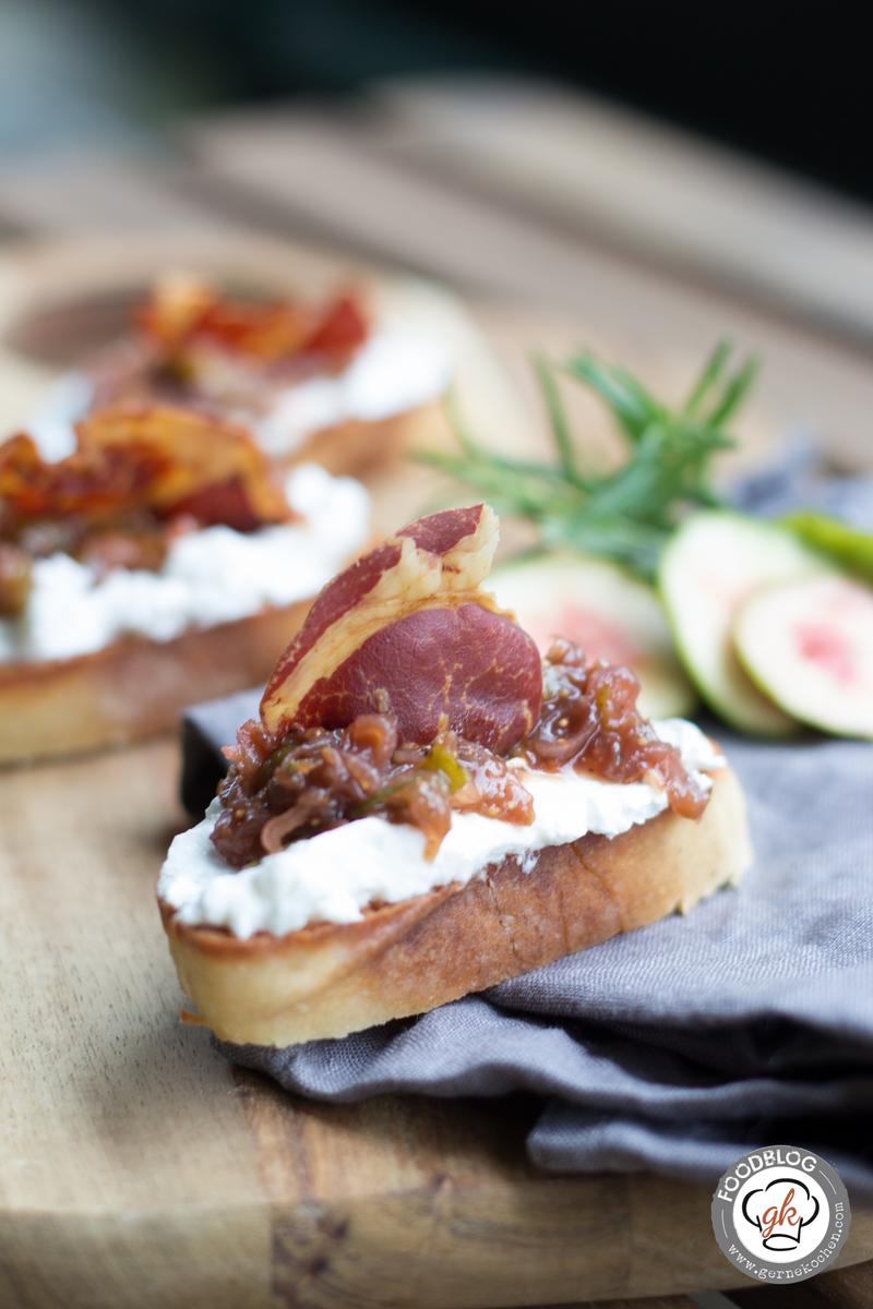 Rezeptbild: Feigenragout Bruschetta mit Ziegenfrischkäse