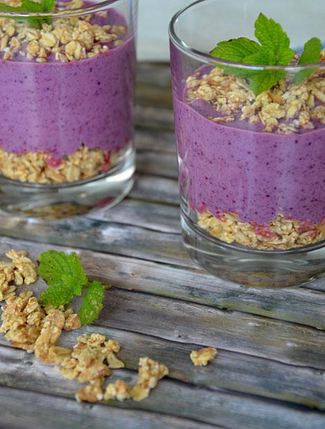 Rezeptbild: Maqui Joghurt mit Minze