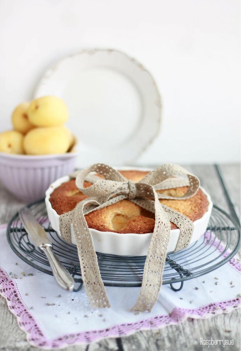 Rezeptbild: Kleine Aprikosentarte mit Lavendel