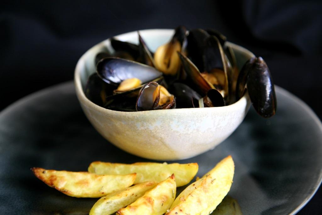 Rezeptbild: Miesmuscheln in Zwiebel-Ingwer Sud