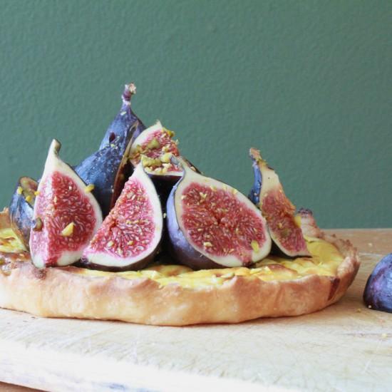 Rezeptbild: Ziegenkäse-Tarte mit Feigen