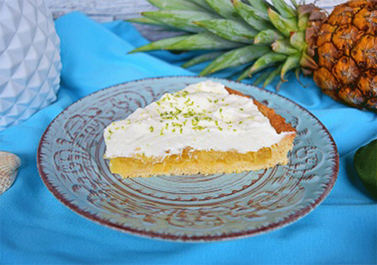 Rezeptbild: Ananas-Kuchen mit Limettensahne (Gastbeitrag)