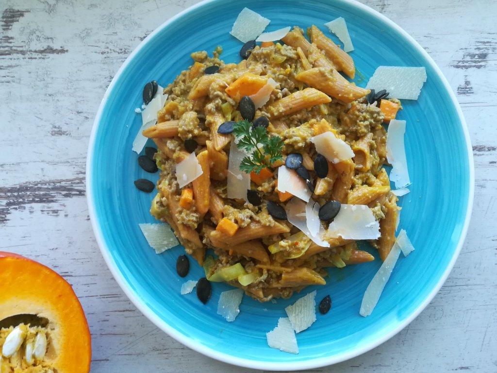 Rezeptbild: Penne mit Kürbis-Bolognese