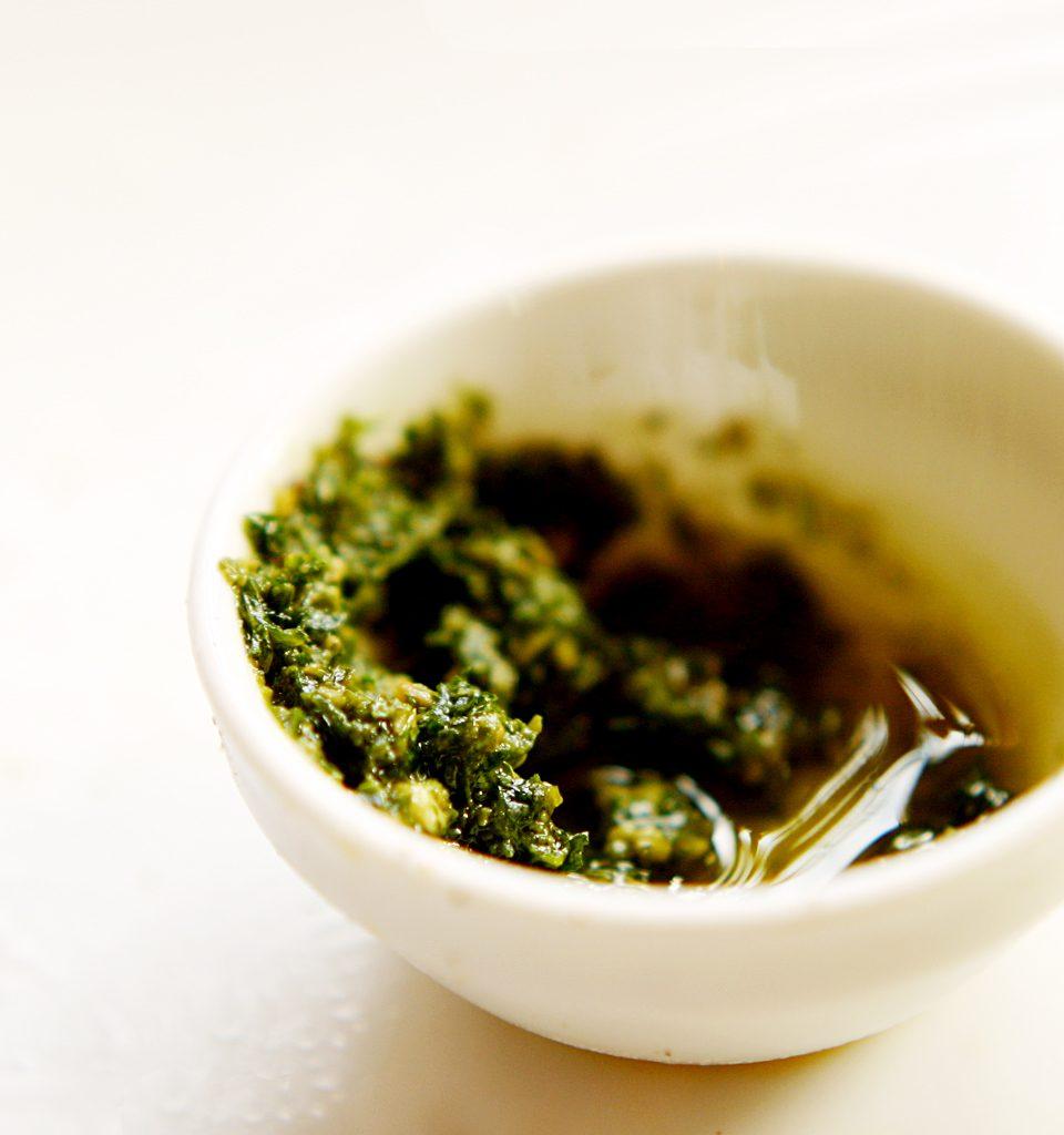Rezeptbild: Pesto alla Genovese – hausgemachtes Basilikum-Pesto