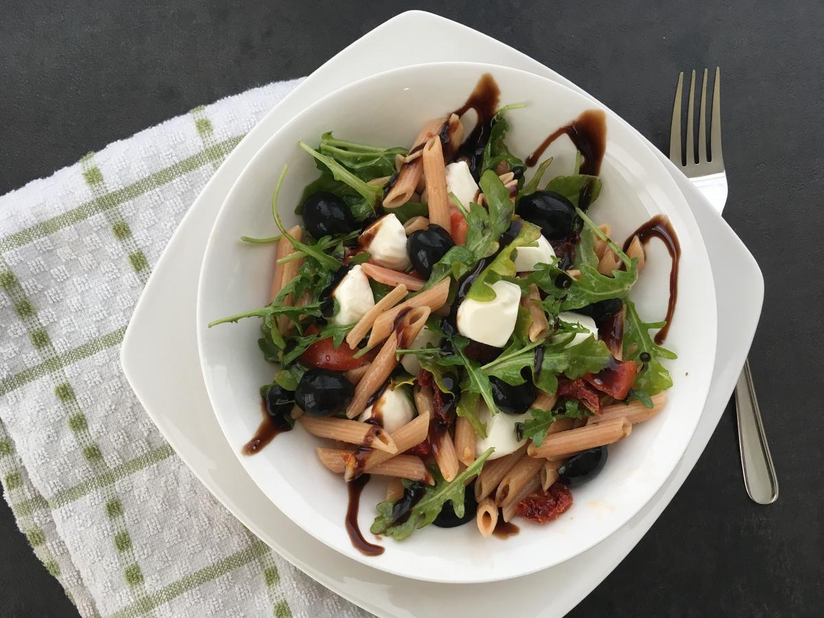 Rezeptbild: Mediterraner Nudelsalat - Low Carb