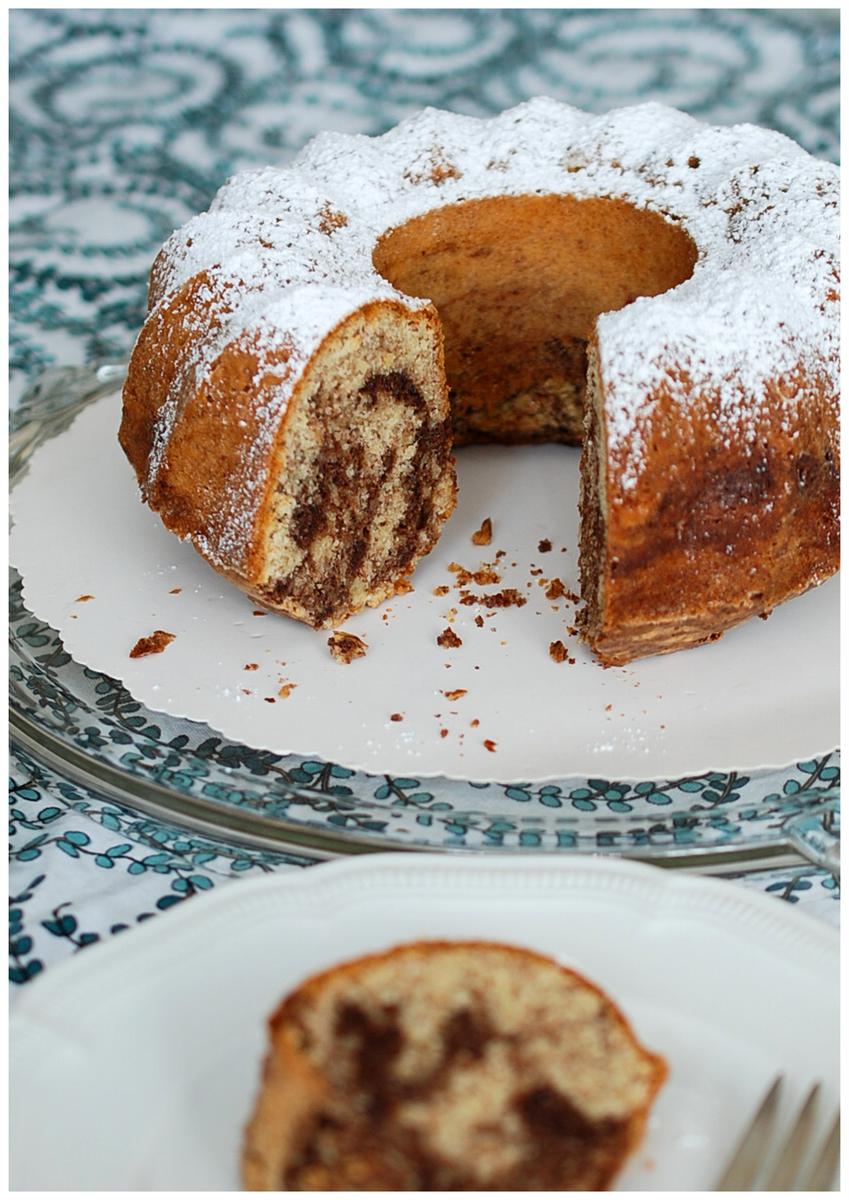 Rezeptbild: Italienischer Marmorkuchen mit Mandeln und Olivenöl